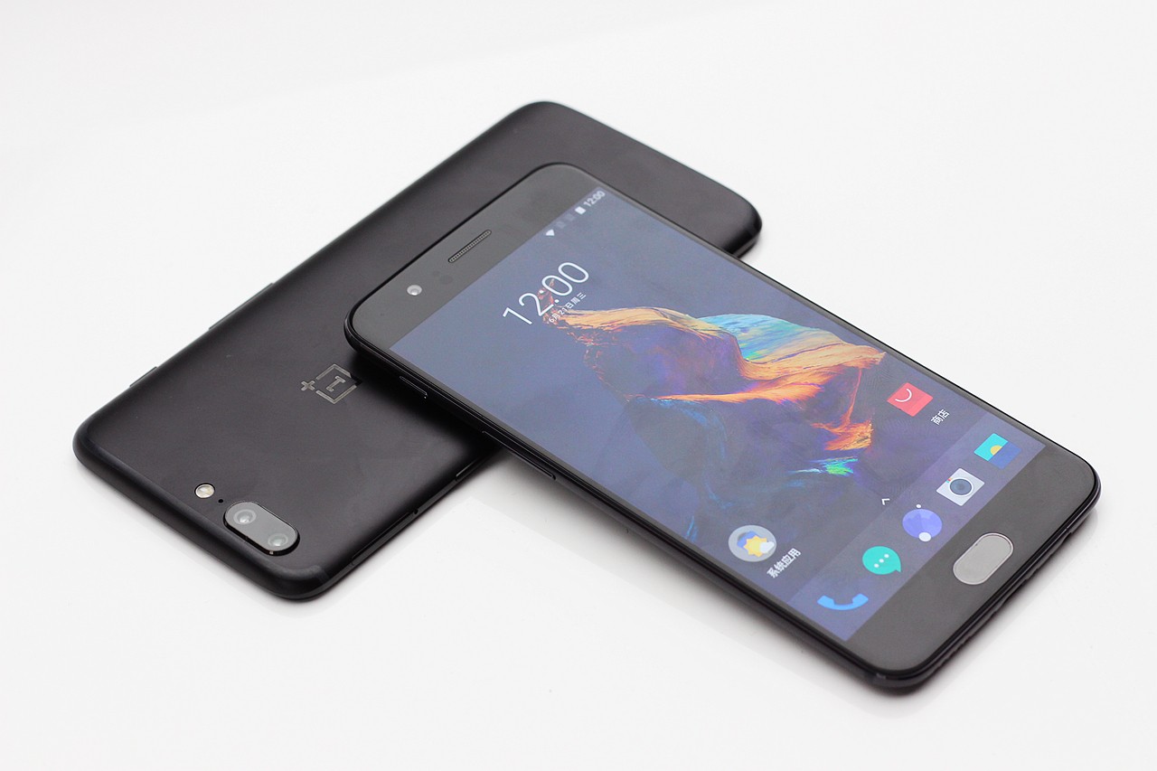 一加哪款手机拍照不错 ChMkJ1nkK56IIEH9AAGwaH_OGEkAAhSnAD7ZLsAAbCA386.jpg