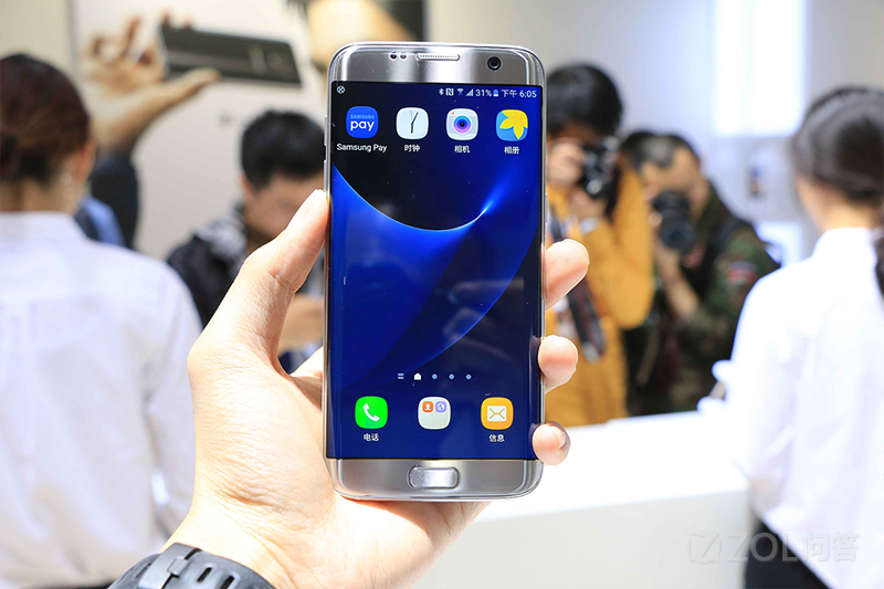 【三星s7edge听筒下面有logo吗】三星GALAX